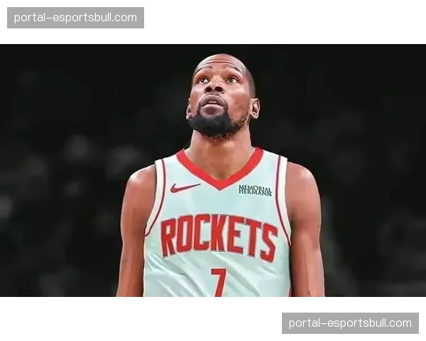 火箭范弗里特赛季报销 控卫真空迫使杜兰特组织