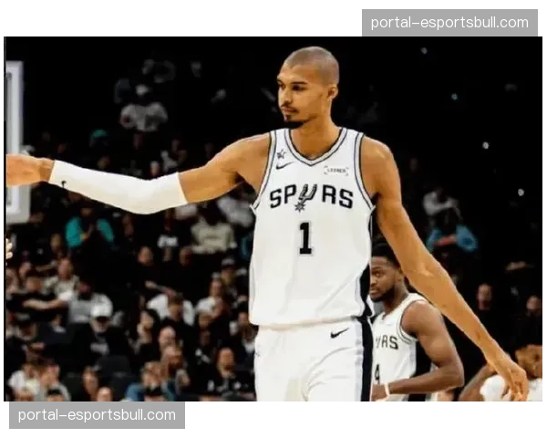 马刺医疗团队谨慎管理小伤 季后赛前核心球员负荷控制